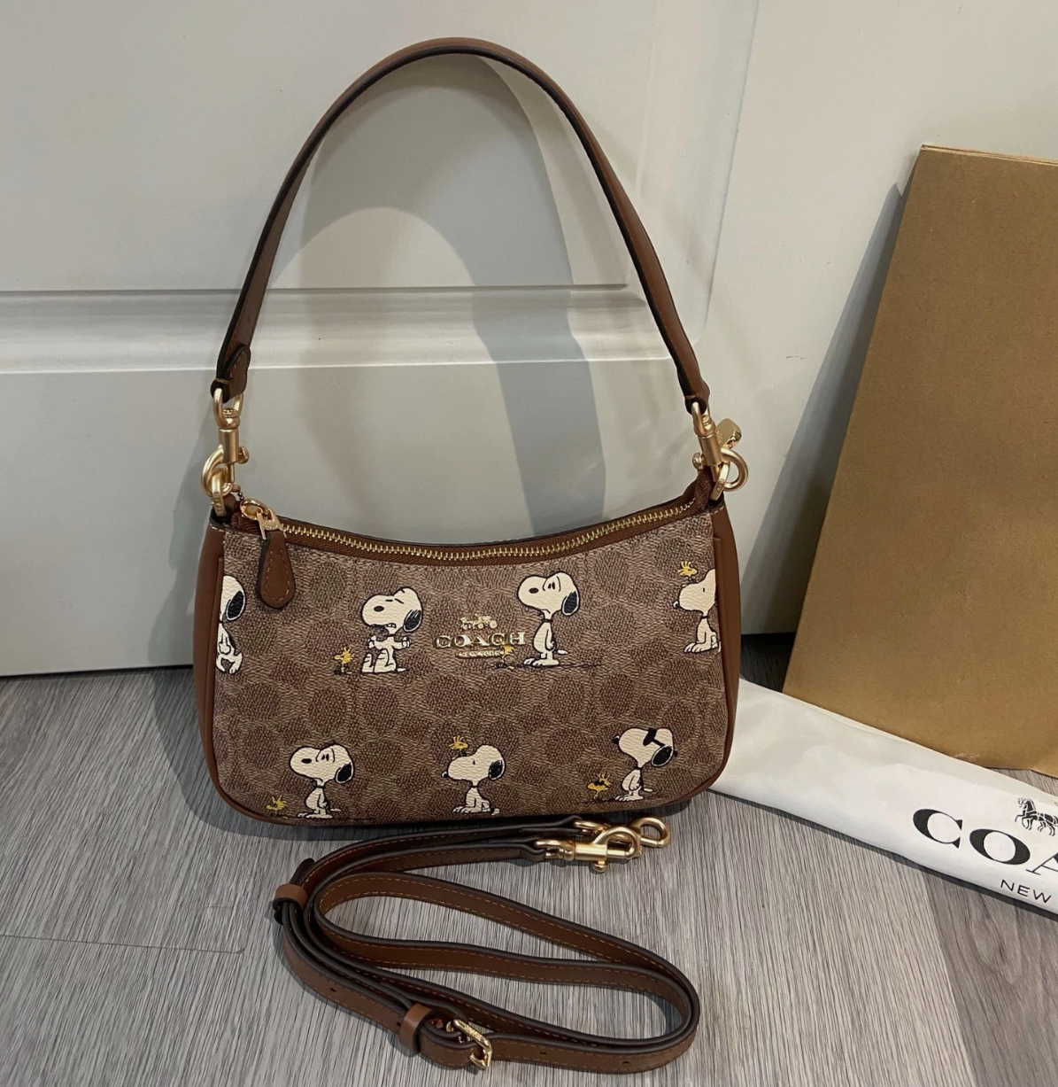 Coach womens crossbody bag Snopy Brown