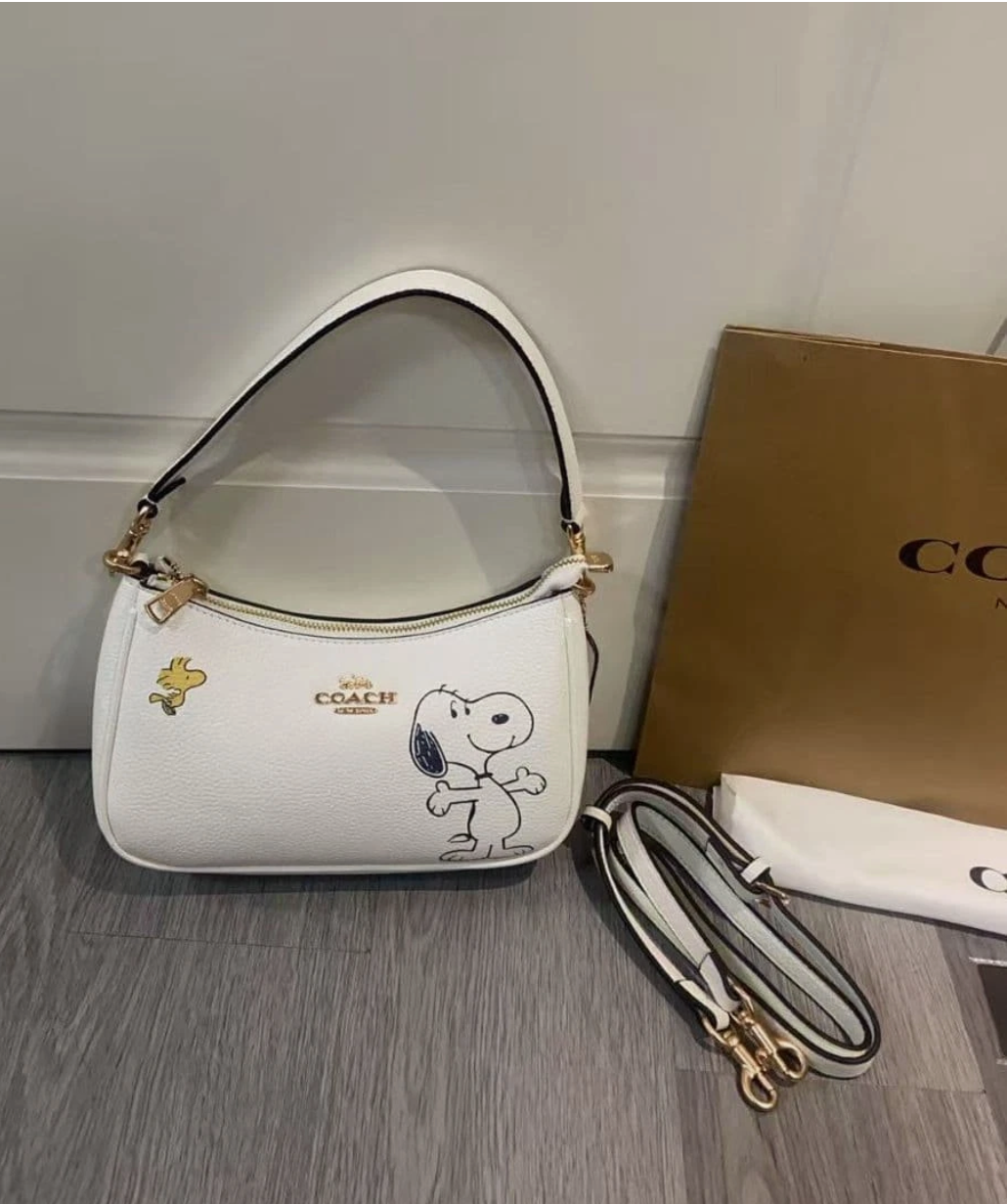 COACH x PEANUTS Teri Shoulder Bag Snoopy