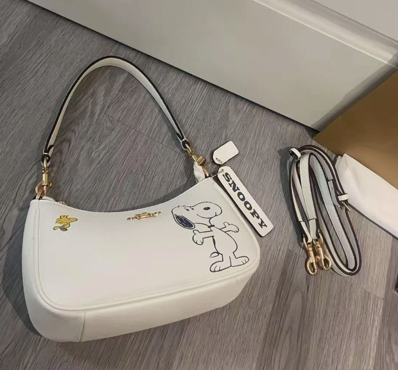 COACH x PEANUTS Teri Shoulder Bag Snoopy